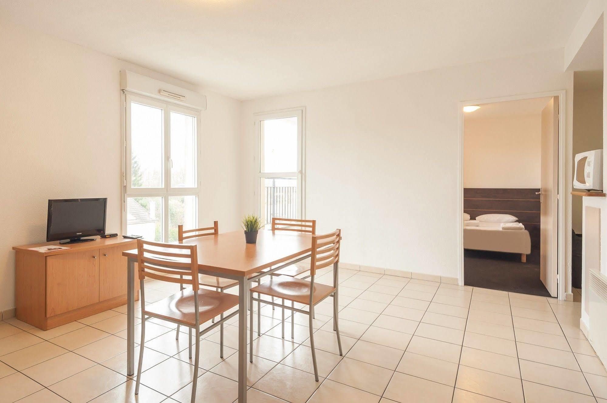 City Residence Marne-La-Vallee-Bry-Sur-Marne Noisy-le-Grand Exterior foto